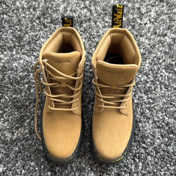 Dr. Martens Crewson Chukka Suede Boots in Savannah Tan - Picture 3 of 11